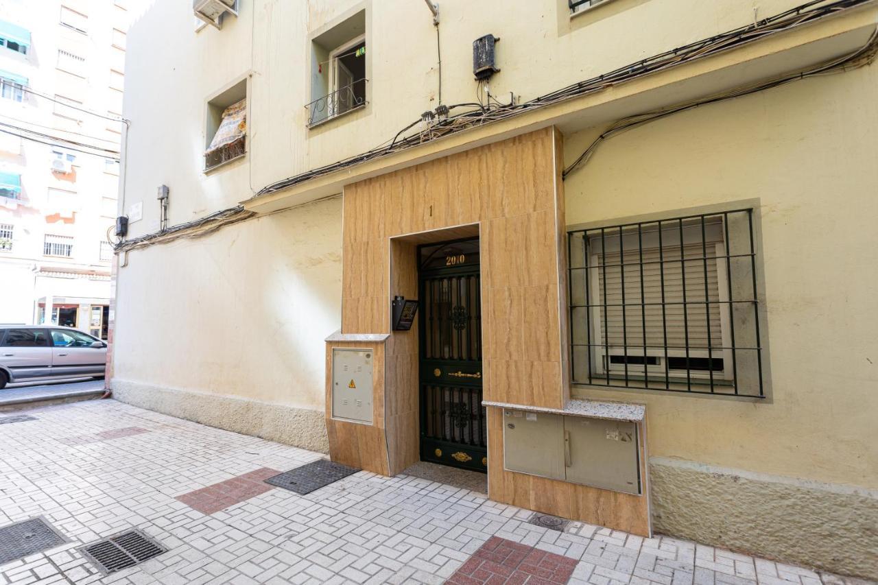Holidays2Malaga Pasaje Cerca Estacion Tren Ave Екстериор снимка