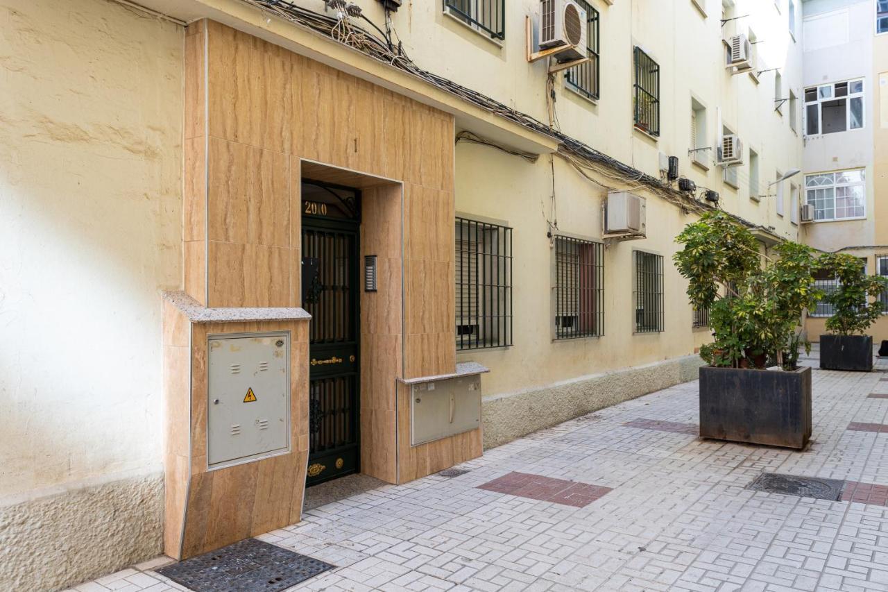Holidays2Malaga Pasaje Cerca Estacion Tren Ave Екстериор снимка